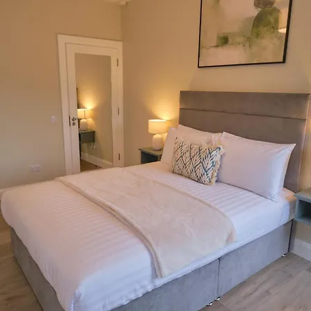 Riverside - Luxury 3 * 丁格尔