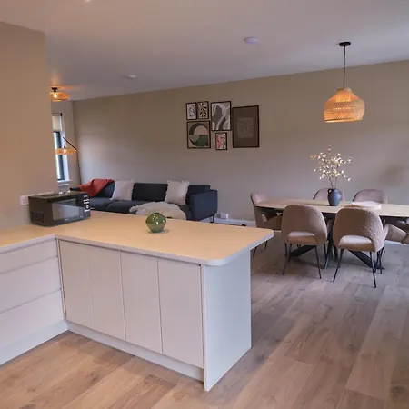 Apartamento Riverside - Luxury 3 *