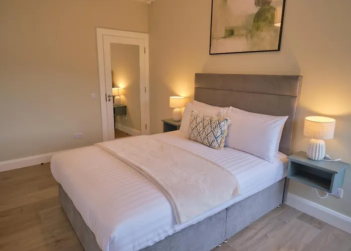 Riverside - Luxury 3 * 丁格尔