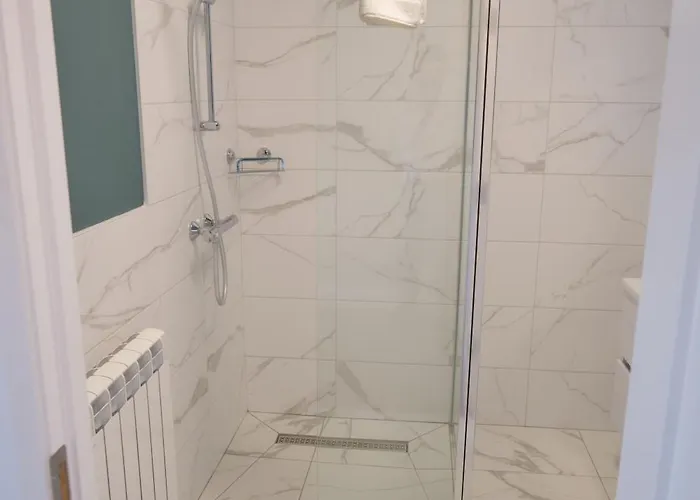 Riverside - Luxury 3 公寓 丁格尔